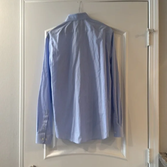 Tommy Hilfiger Men's Slim Fit Non Iron Gingham Dress Shirt -Size M - Picture 11 of 11